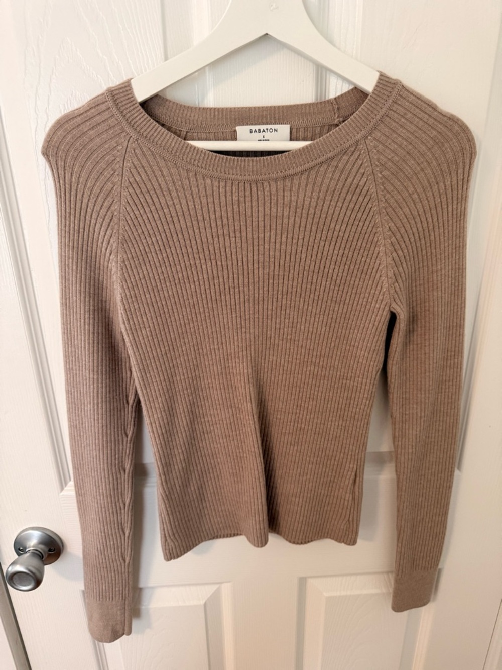 Aritzia/Babaton Taupe Knit Top - S